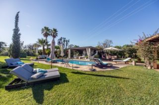 Idyllic finca near Pollença with a beautifully landscaped garden and lots of privacy