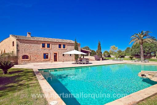 Impressive property in privileged situation close to Llucmajor