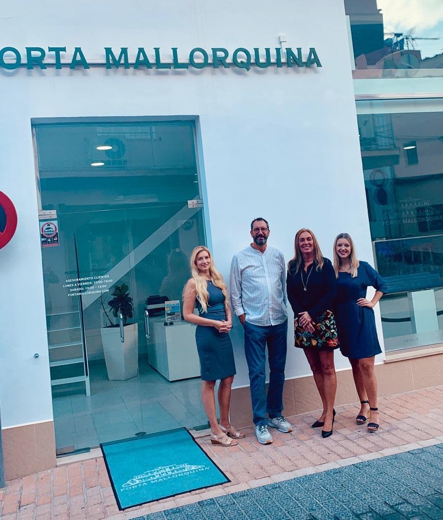 The new Porta Mallorquina team in Port d'Andratx (from L to R) Stephanie Mohr, Michael Altenbeck, Linda Meurs and Ester Breitenbach