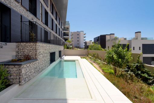 Terrace and private Pool