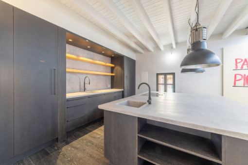 Kitchen with plenty of storage space