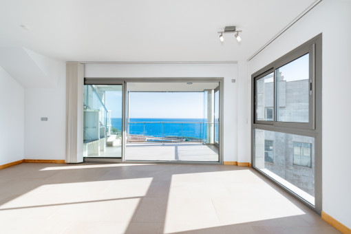 Light-flooded living area