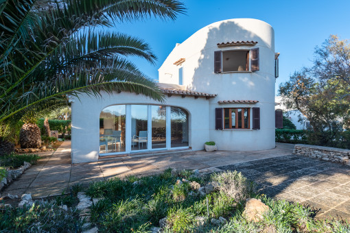 villa in Cala Llombards for sale