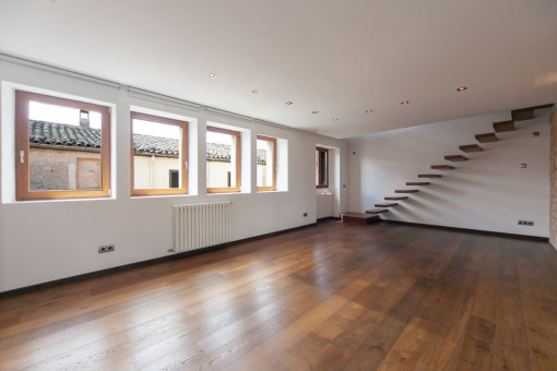 Further living room on the upper floor