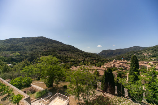 Impressive views over Valldemossa