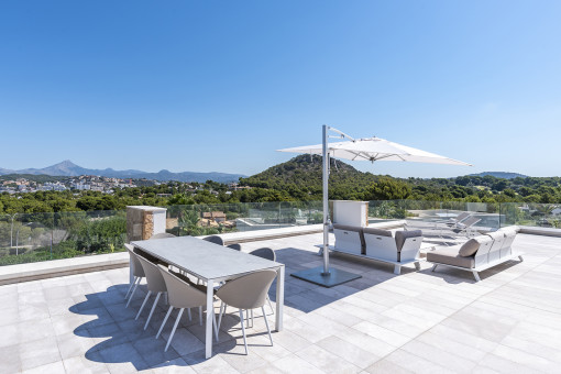 Large roof terrace