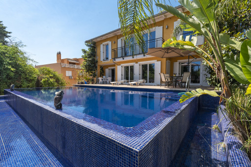 Luxury villa with pool in Magaluf
