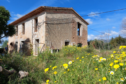 Exterior view of the finca