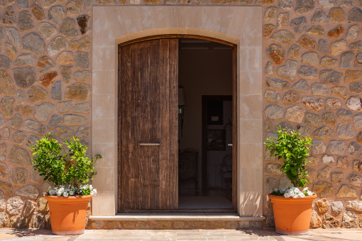 Entrance to the finca