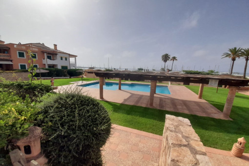 Fantastic ground-floor apartment situated directly on the sea in Sa Rapita for temporary rental from 01.09.24