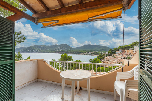 Balcony with mediterran sea views
