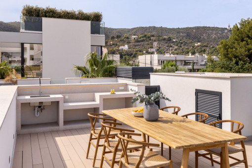 Spacious roof terrace