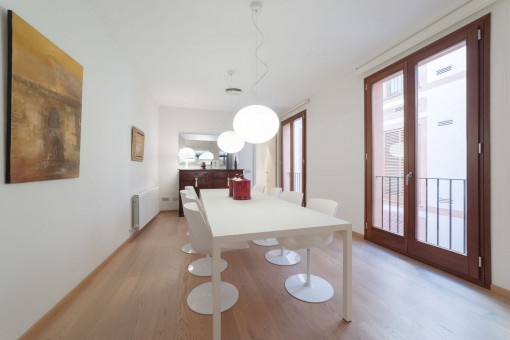 Dining area with french balcony