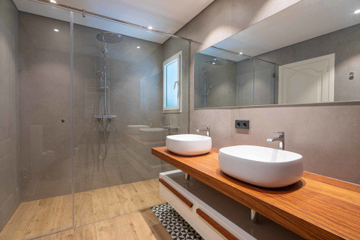 Bathroom en suite