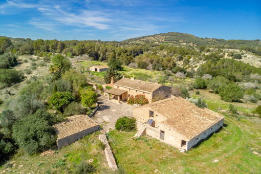 Unique finca property of almost 50 hectares with existing buildings in the north-east of Mallorca