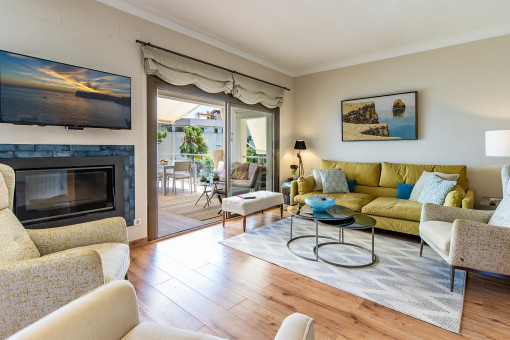 Living area with fireplace