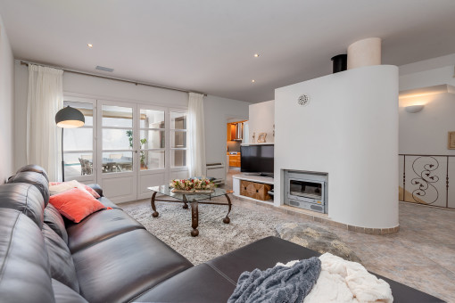 Living area with fireplace