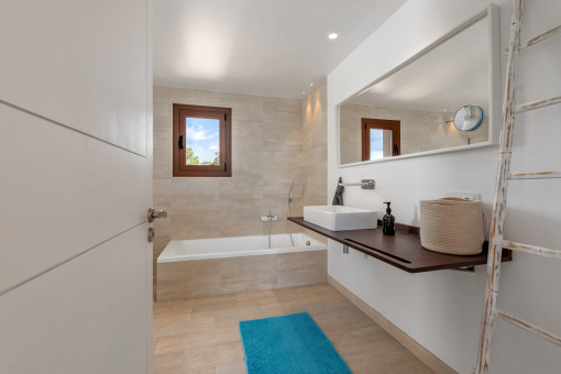 Bathroom Mastersuite