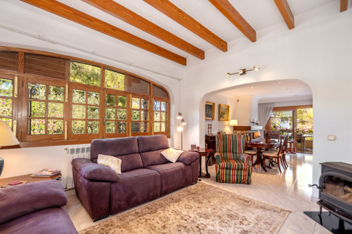 Open plan living and dining area