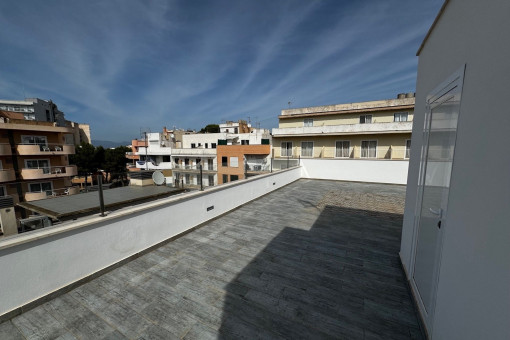 Additional view of the roof terrace