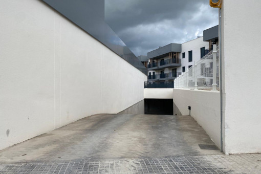 Access to the underground parking