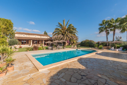 Fully-renovated finca with pool, guest -house, and gym near Felanitx