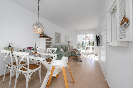 Open plan living and dining area